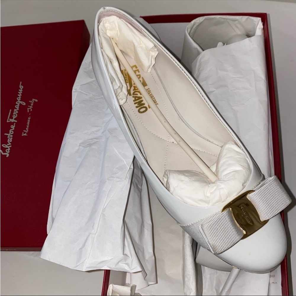 Salvatore ferragamo ballerina flats authentic